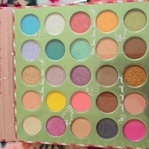 Revolution Elf Eyeshadow Palette
